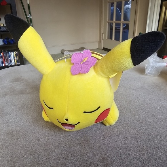 Female Pikachu Plush Heart Tail Banpresto from Japan 12 inches - Picture 1 of 4